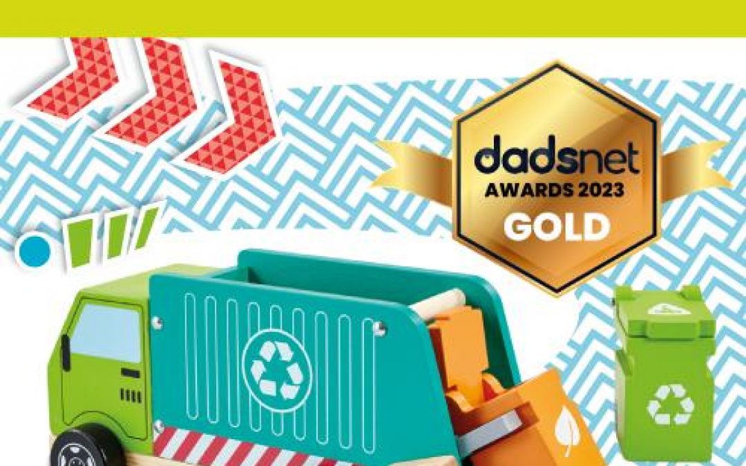 ELC Recycling Truck picture with Dadsnet Gold Award Badge